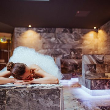 Kärnten: Die Therme erwartet Sie! Kärnten: Die Therme erwartet Sie!