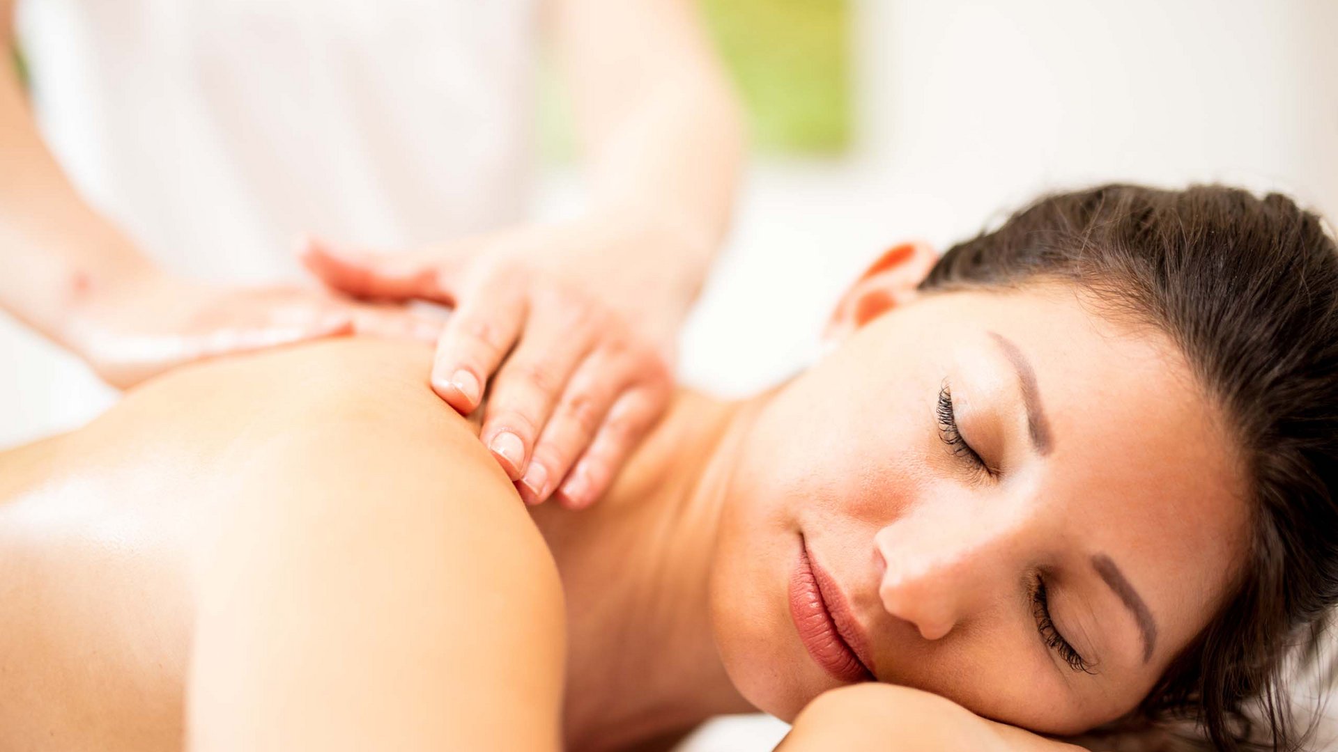 Kärnten: Die Therme erwartet Sie! Kärnten: Die Therme erwartet Sie!